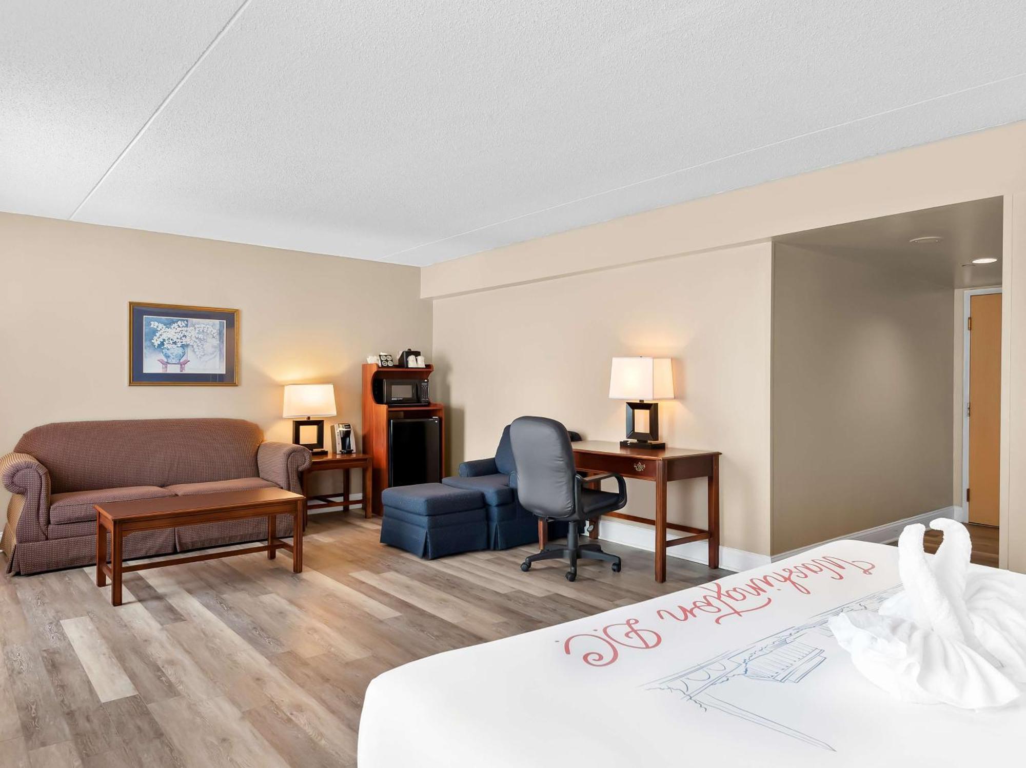 Best Western Potomac Mills Woodbridge Exterior photo